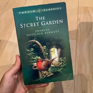 📚[5 books for $10] The Secret Garden by Frances Hodgson Burnett